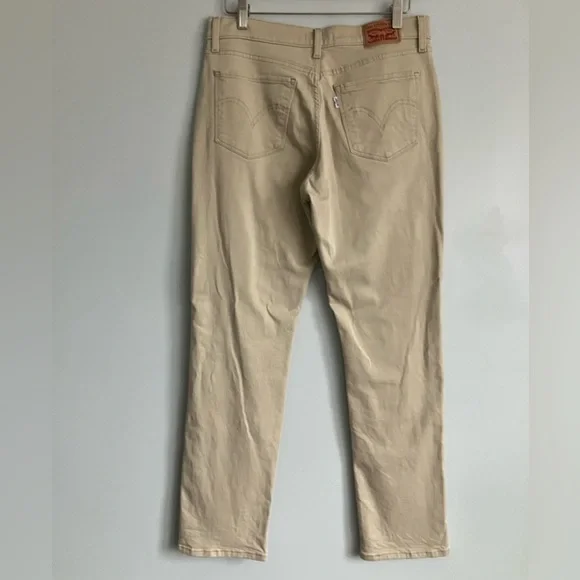 LEVI’S Tan Straight Leg High Rise Stovepipe Jeans Size 8 - Picture 5 of 13